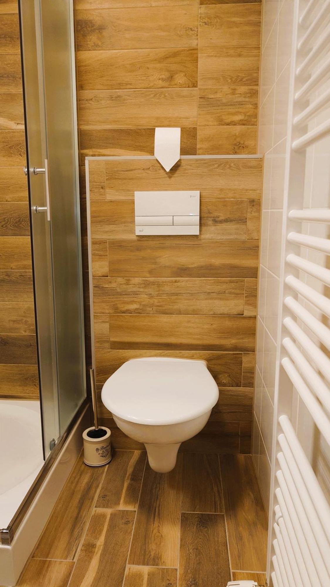 Apartman Nad Riekou Besenova Exterior photo